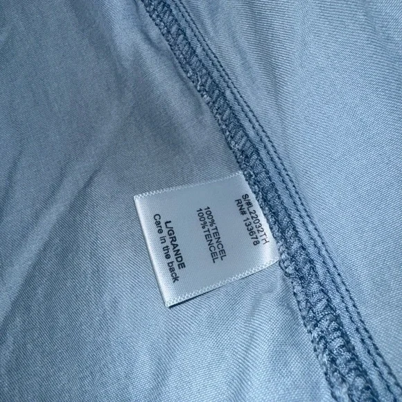 Love Tree V Cut Denim Tencel Blouse - Picture 4 of 4